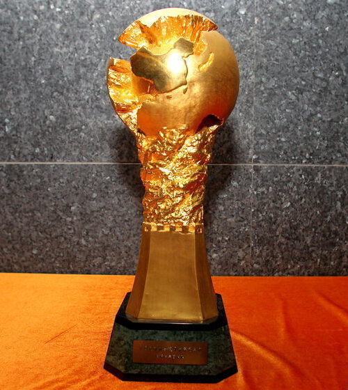 恒大5-1贵州完成中超史无前例七连冠伟业,郜林终取百球