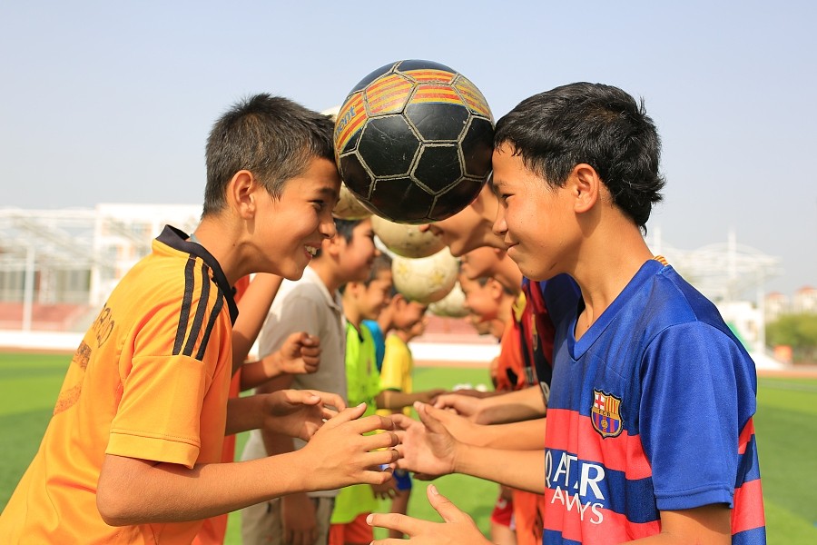 我们去了一趟新疆,想看看那里的青训是什么模