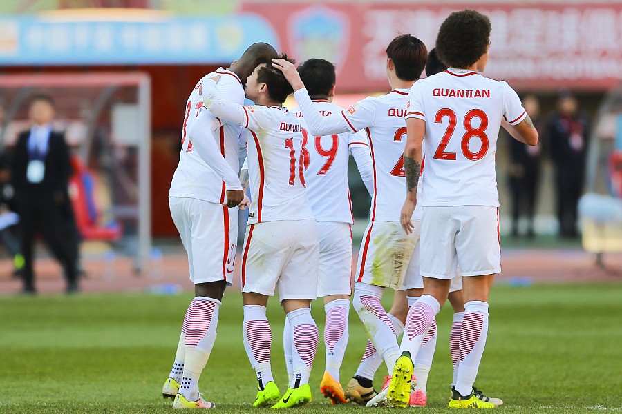 七冠王、换帅、罚单、U23…十大关键词盘点2