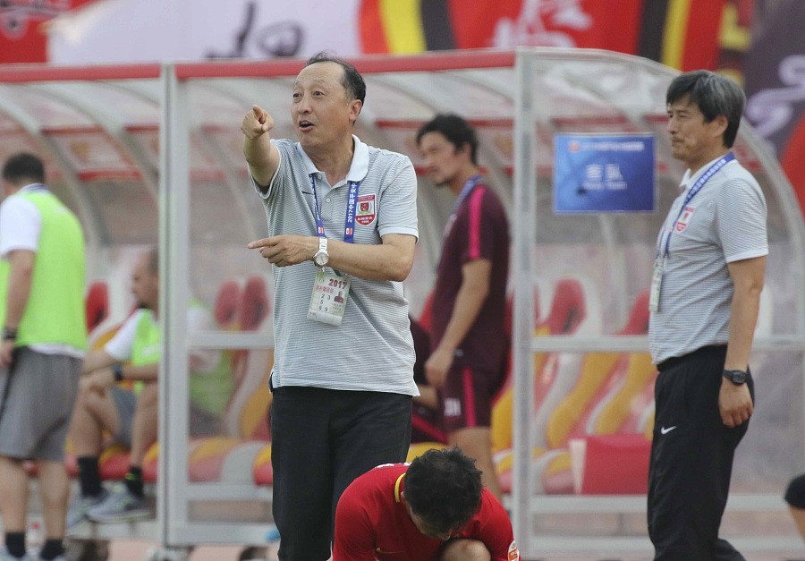 七冠王、换帅、罚单、U23…十大关键词盘点2