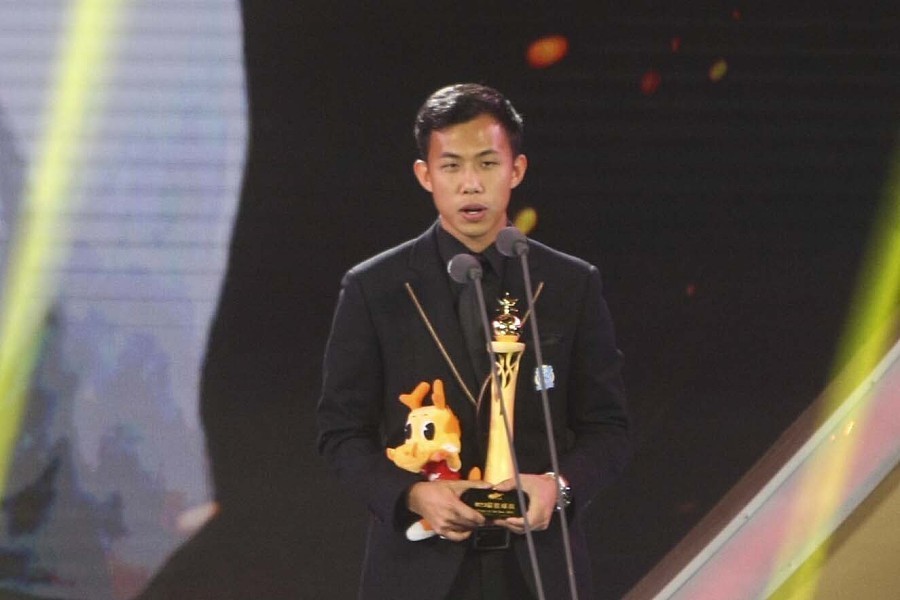 昨晚的中超颁奖礼,你看了吗?你怎么看?