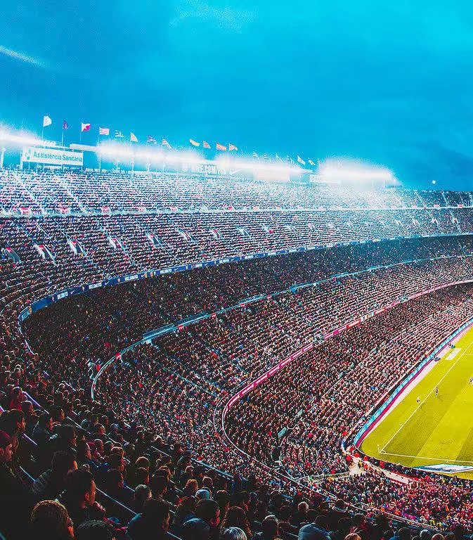 连续传球赏心悦目,巴萨五人制足球队上演室内