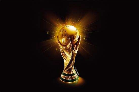 远离俄罗斯世界杯--隐藏在足坛盛会中的经济阴