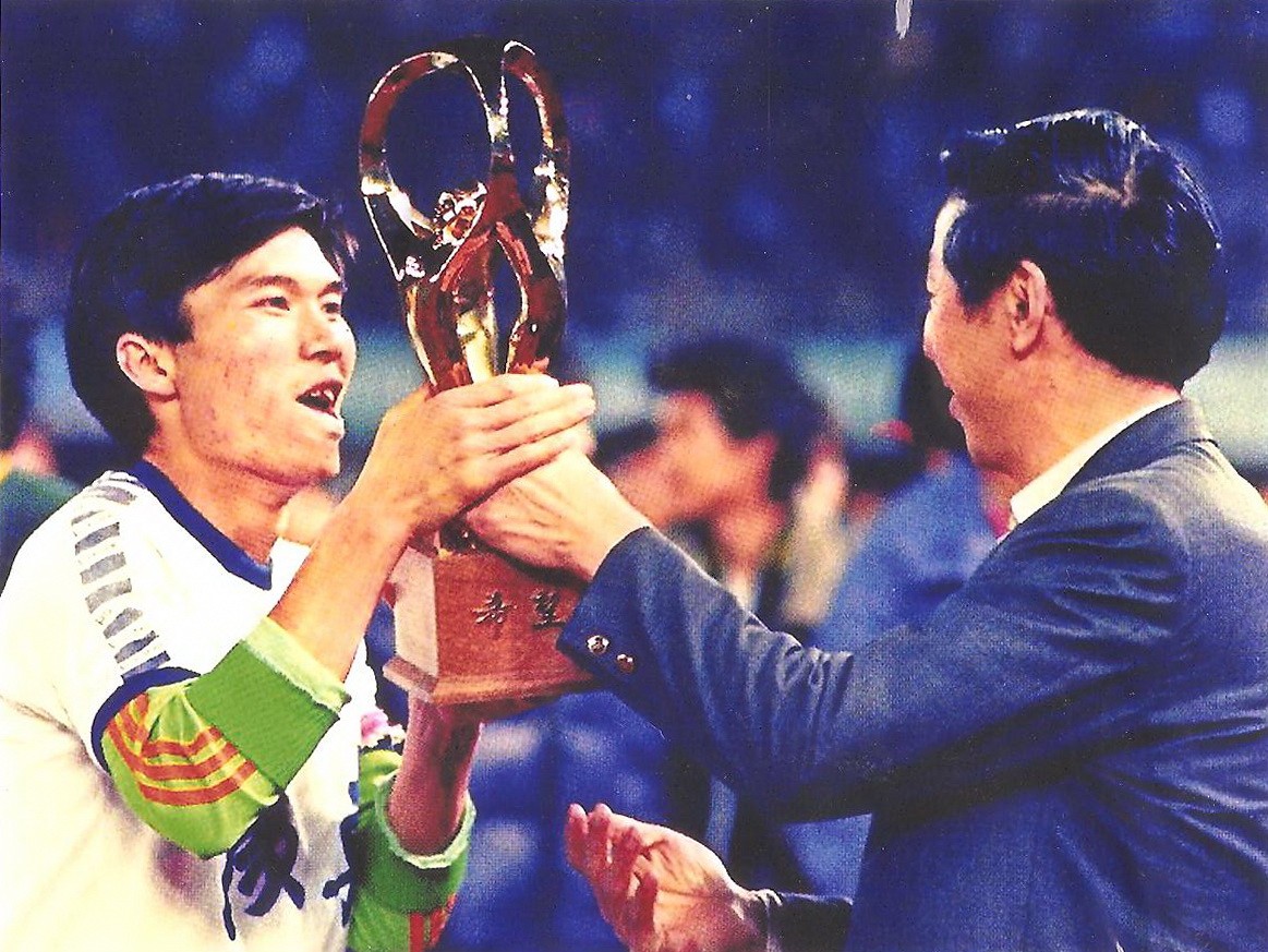 广东男足夺金30周年后再次齐聚一堂! - 懂球帝