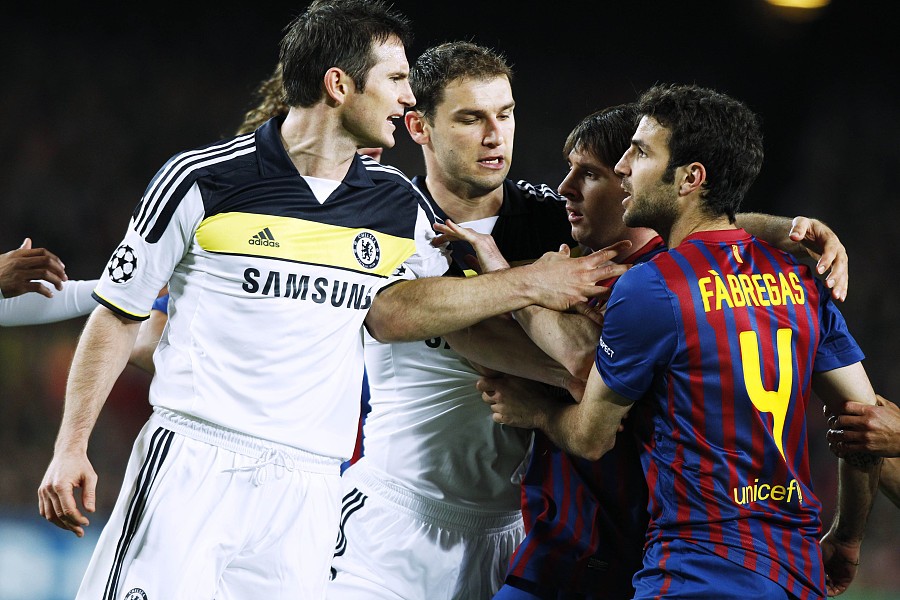 兰帕德谈小法:我们在球场上关系并不好