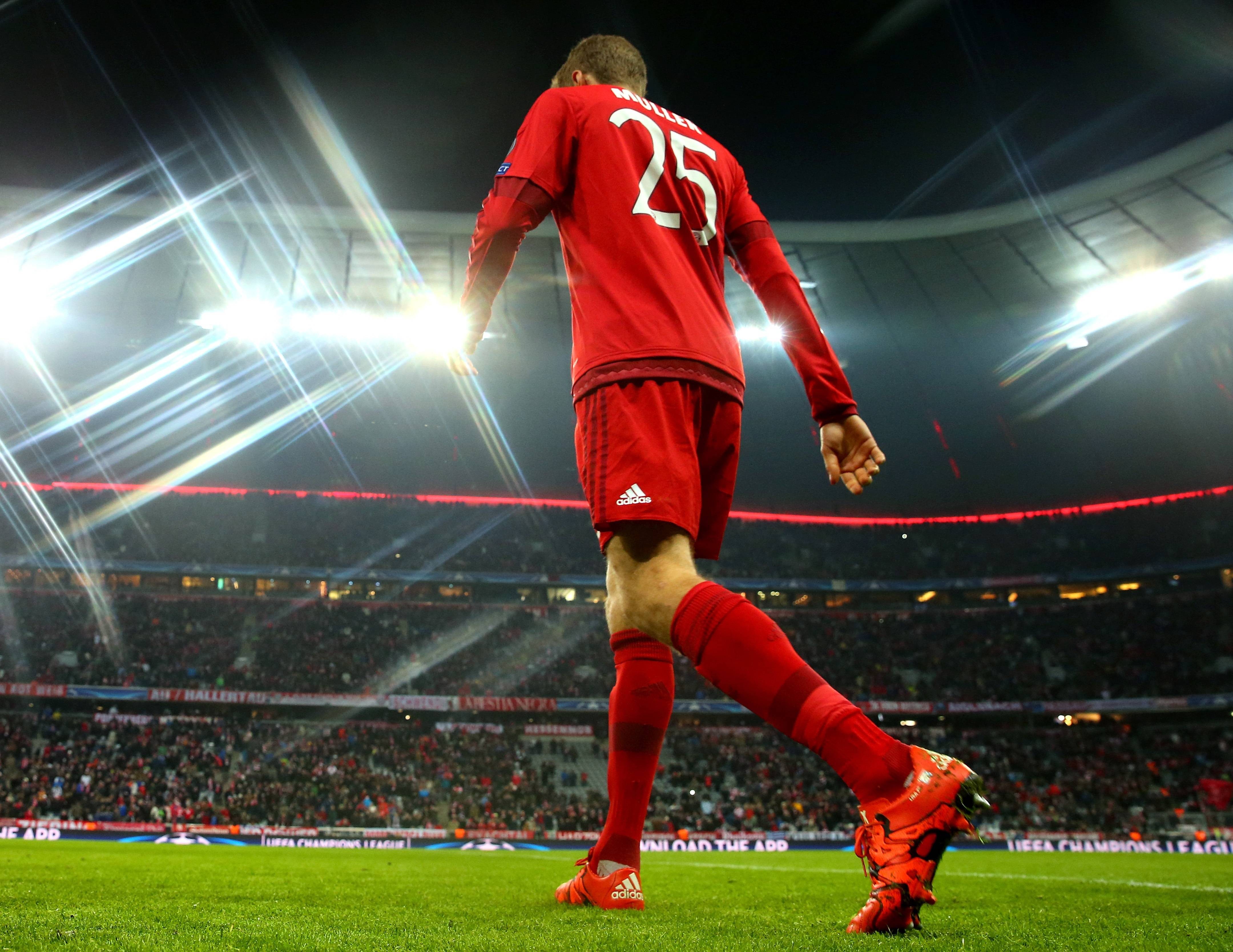 这些德甲球队真的不是在打牌 — 德国|格策|托马斯-穆勒|莱万多夫斯基