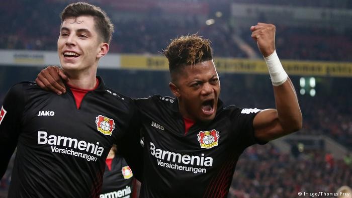 利昂-贝利vs斯图加特GIF:牙买加飞人送出两次