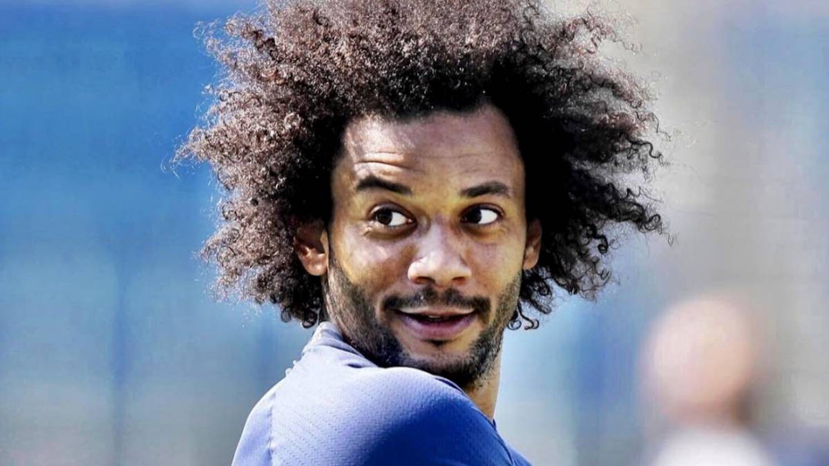 马塞洛:加盟皇马后的第一个圣诞节,卡洛斯邀请