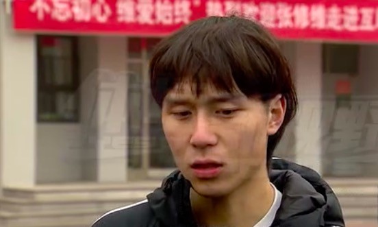 张修维:踢球是需要坚持的事,希望公益能给孩子