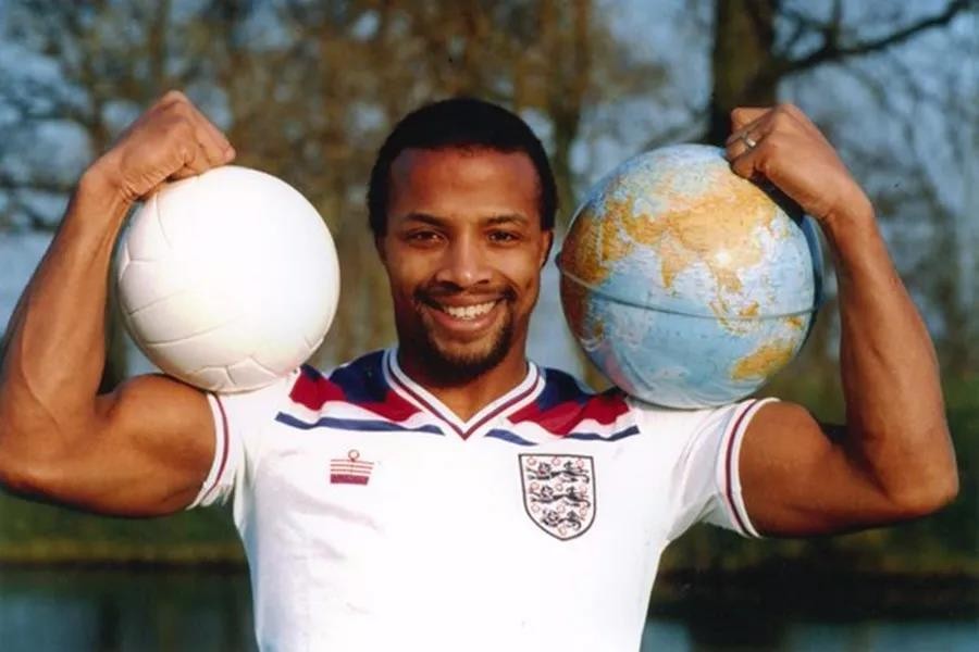 昨天温布利为一人亮灯:他引领黑人进入英国足