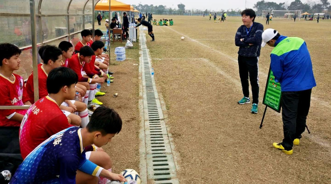 U15全国锦标赛负杭州绿城,05队电力杯获亚军