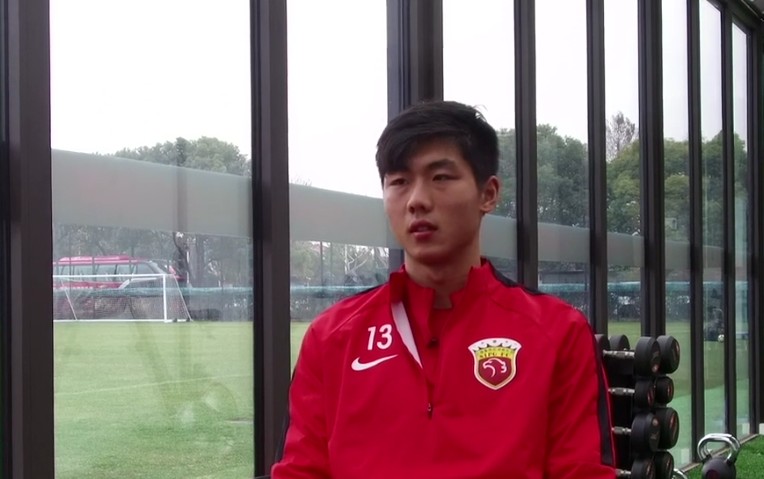 首页 即时新闻 > 正文  近日,上港u23球员魏震接受了亚冠联赛官微的