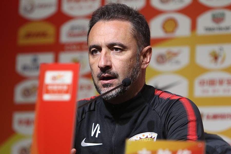 佩雷拉:最满意今天没有丢球