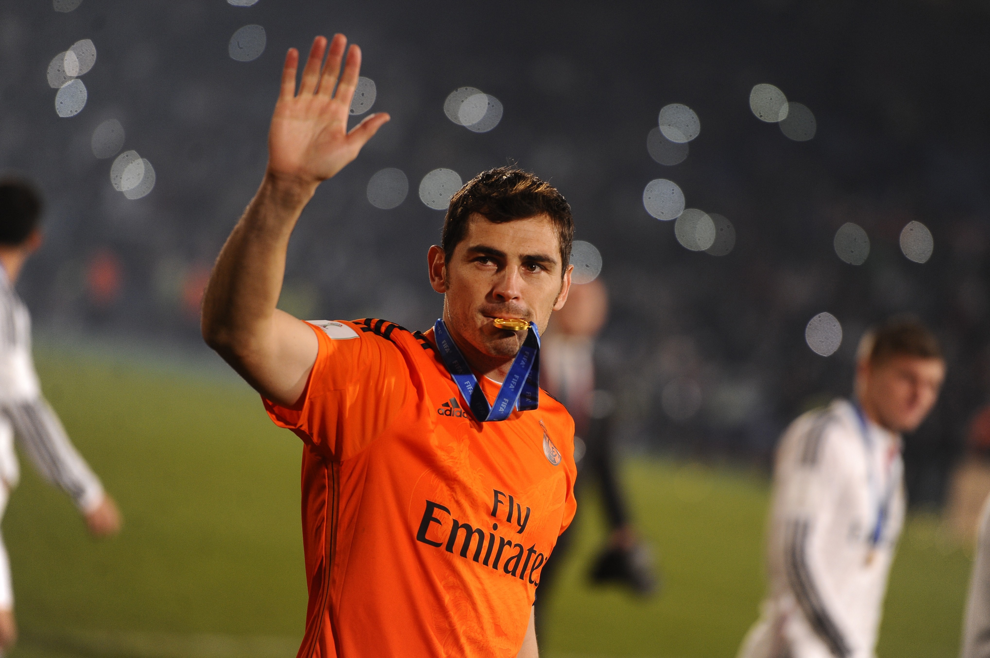 宝刀未老经验丰富,但圣卡西真的适合枪手红军吗?