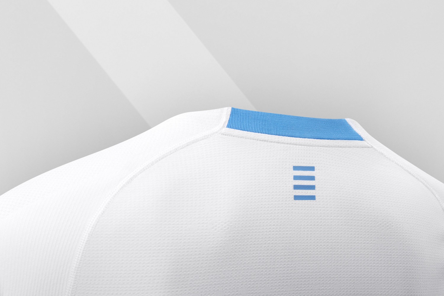 为球迷而战!PUMA发布全新2018国家队客场球