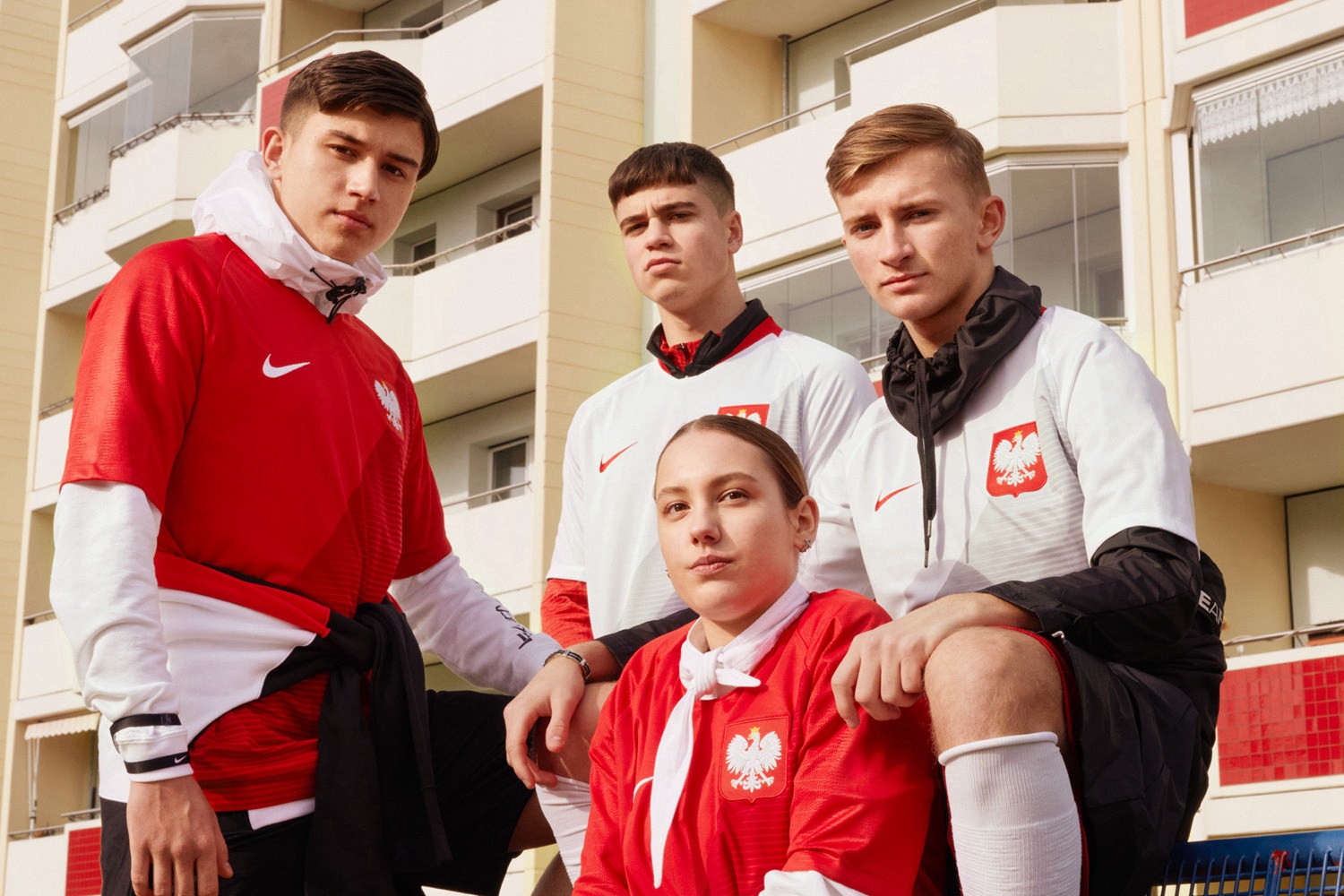 耐吉发布波兰国家队2018世界杯主客场球衣 —波