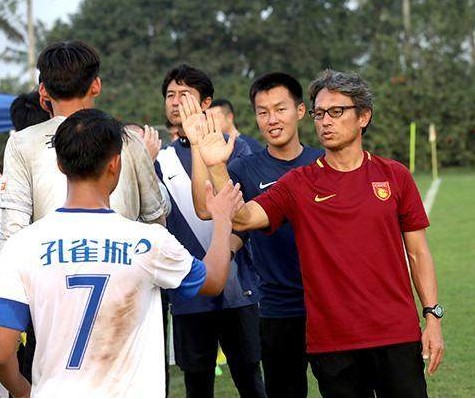 从0-2到2-2,华夏幸福U17队为了中国足球踢出了