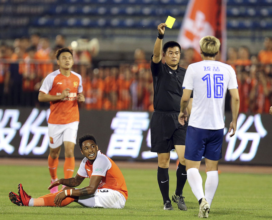 永昌0-2客负卓尔遭遇七轮不胜,拉斐尔梅开二度