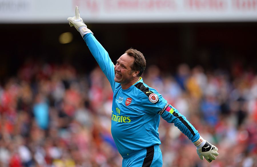 希曼:枪手要买三人才能争前四