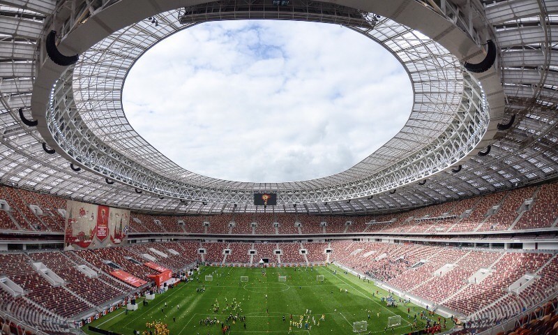 岩讲世界杯01:俄罗斯空军和沙特陆军揭开战