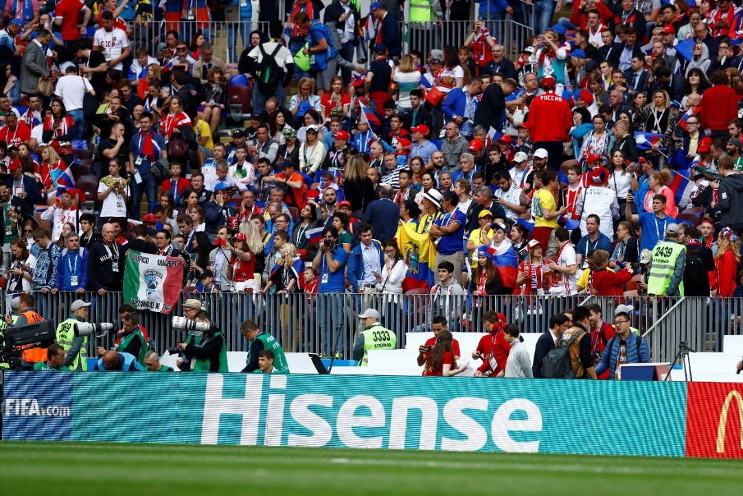 昨夜世界杯很中国!俄罗斯5球虐沙特,中国元素