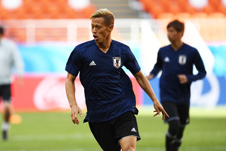 首页 即时新闻 > 正文  本田圭佑在比赛的70分钟才替补出场换下了香川