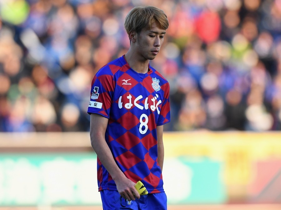 胫骨骨折,甲府中场伤缺3个月 — 甲府风林|边峻范|新井凉平|懂球帝