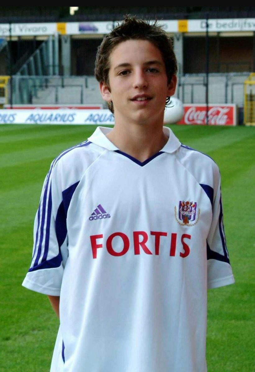 梅尔滕斯进化史--从替补边锋到顶级前锋