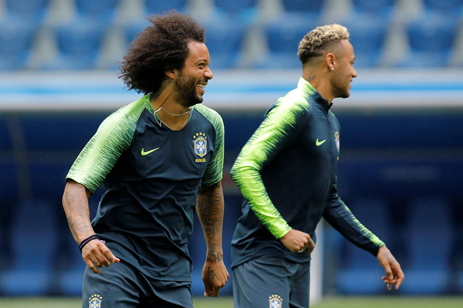 巴西面对哥斯达黎加让出深盘,内马尔、热苏斯