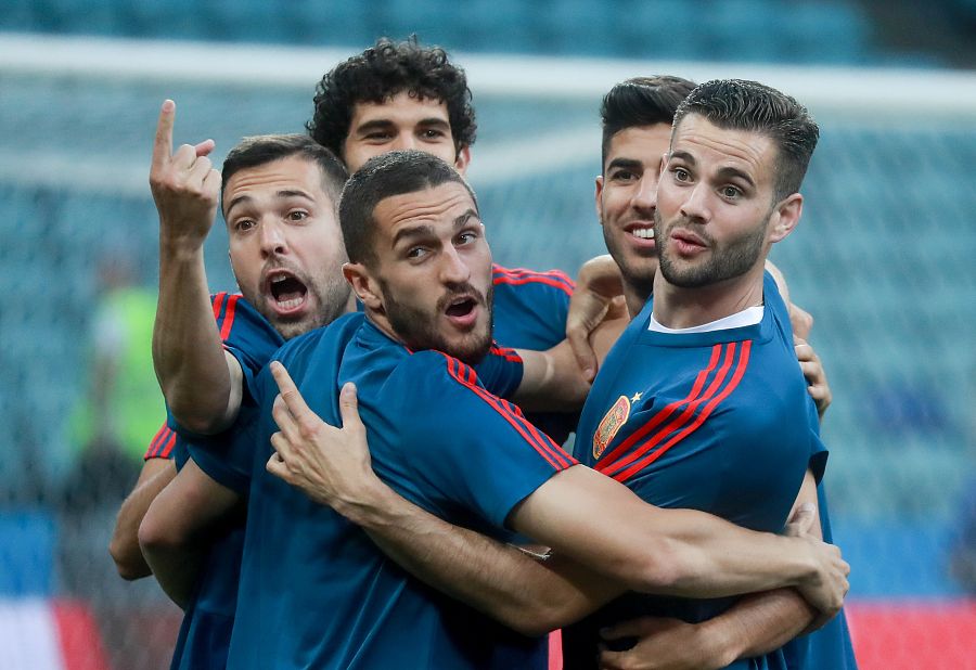 西班牙有望小组头名出线,伊朗孤注一掷力拼葡萄牙