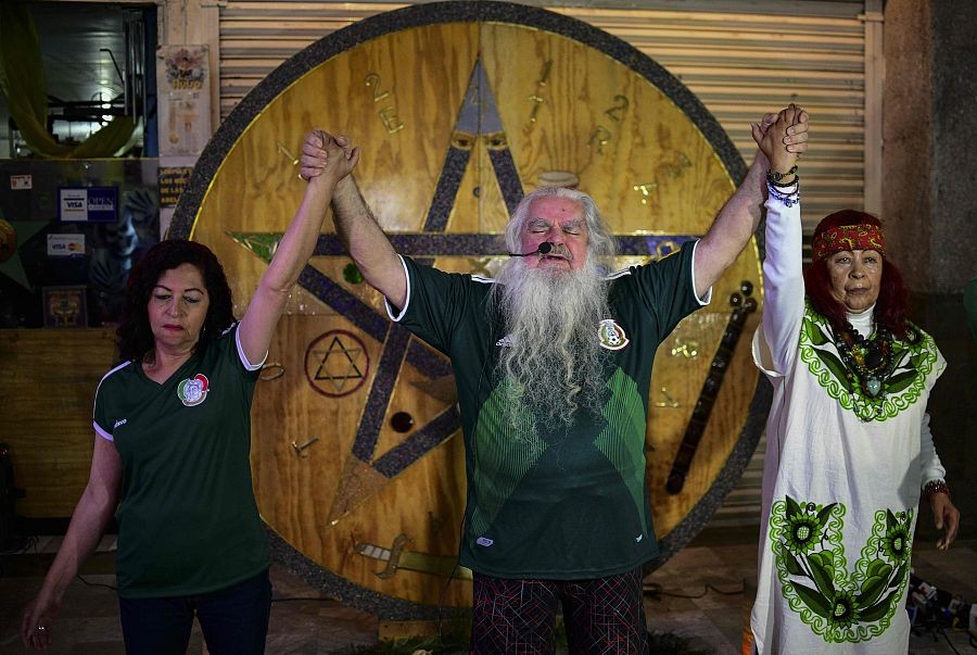 世界杯玄学档案:法师巫师大斗法,神奇魔咒挥之