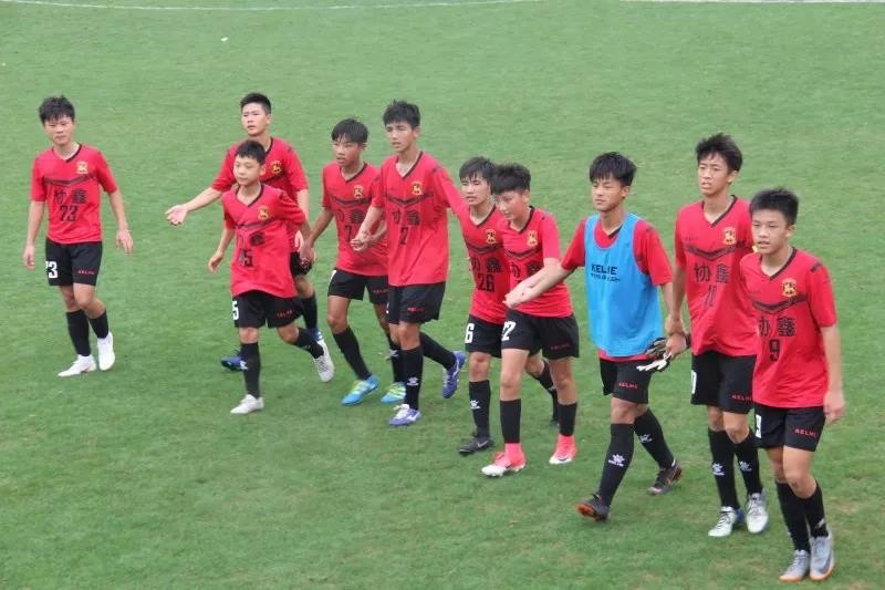 一座城市的足球名片---为梦想奔跑的苏州东吴人