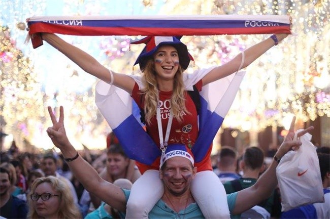 俄罗斯刷新世界杯最佳成绩,对其社会与政治生