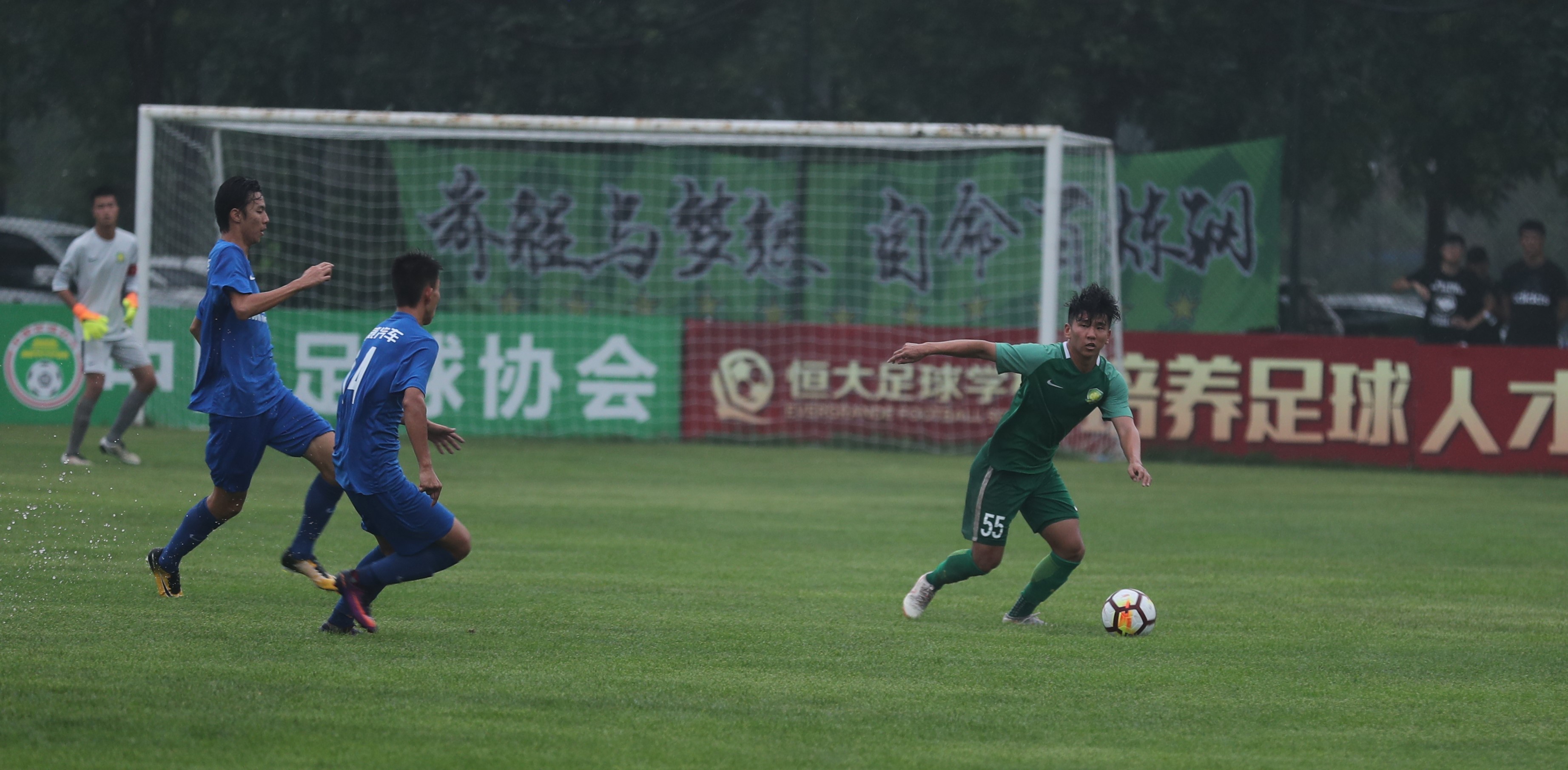 7月17日下午,2018全国青少年足球超级联赛U1