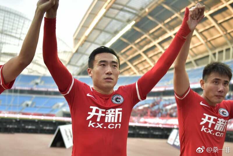 辽足客场2-1黑龙江,新援古斯塔沃失点,穆伦加读