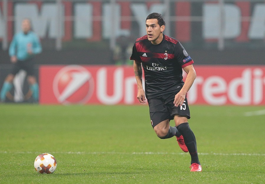 据意大利媒体《全市场》报道,米兰的巴拉圭中卫古斯塔沃-戈麦斯即将