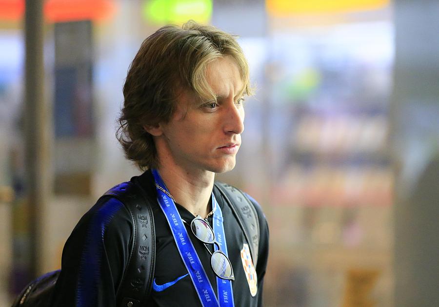 米体:魔笛妻子给国米打电话