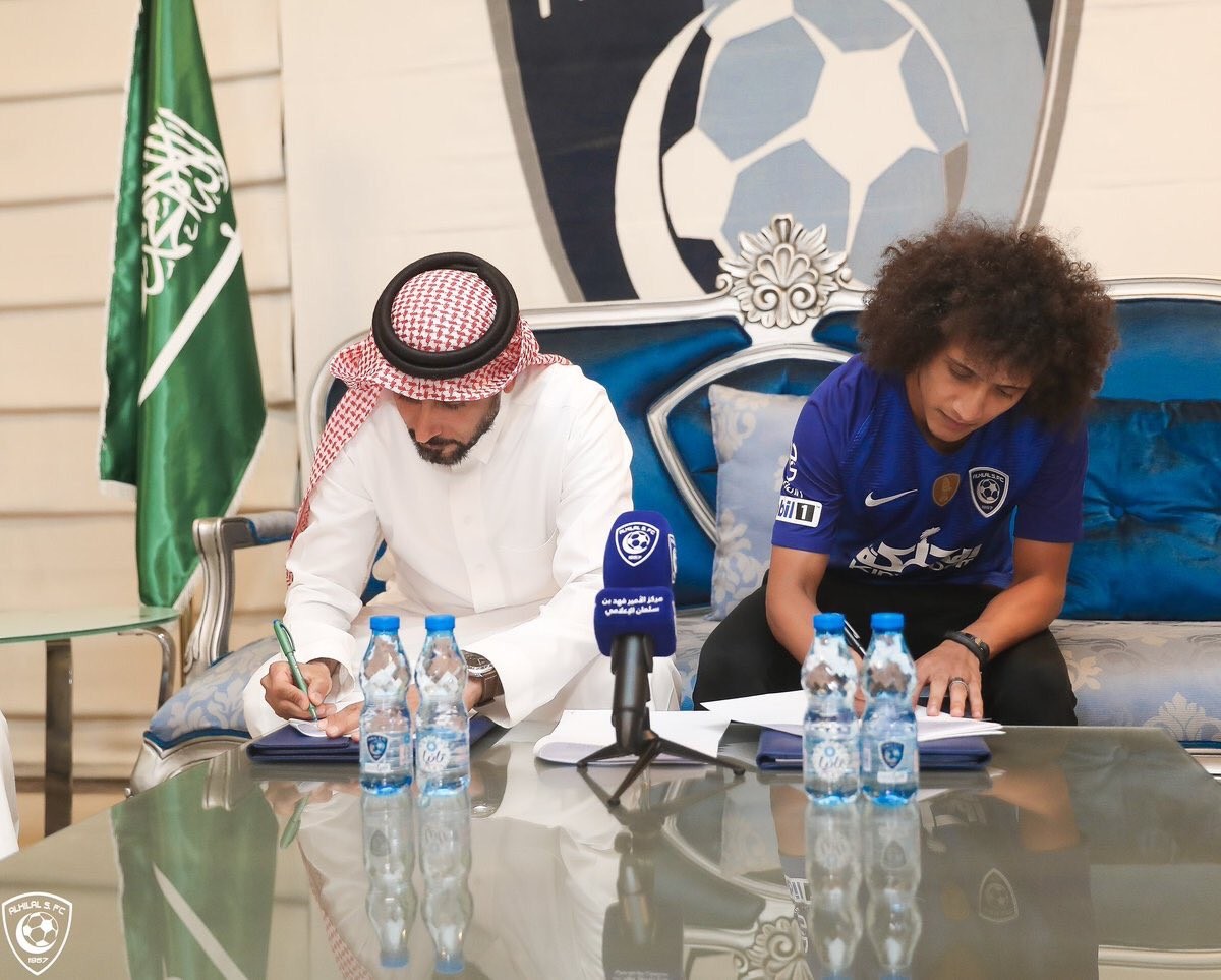 官方:奥马尔加盟利雅得新月