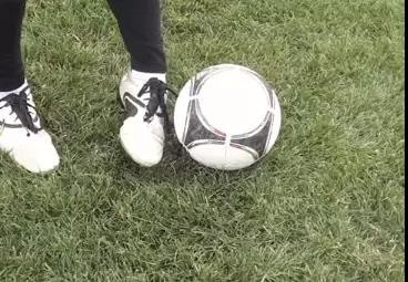 足球干货:教你掌握6种实用的基础射门方式