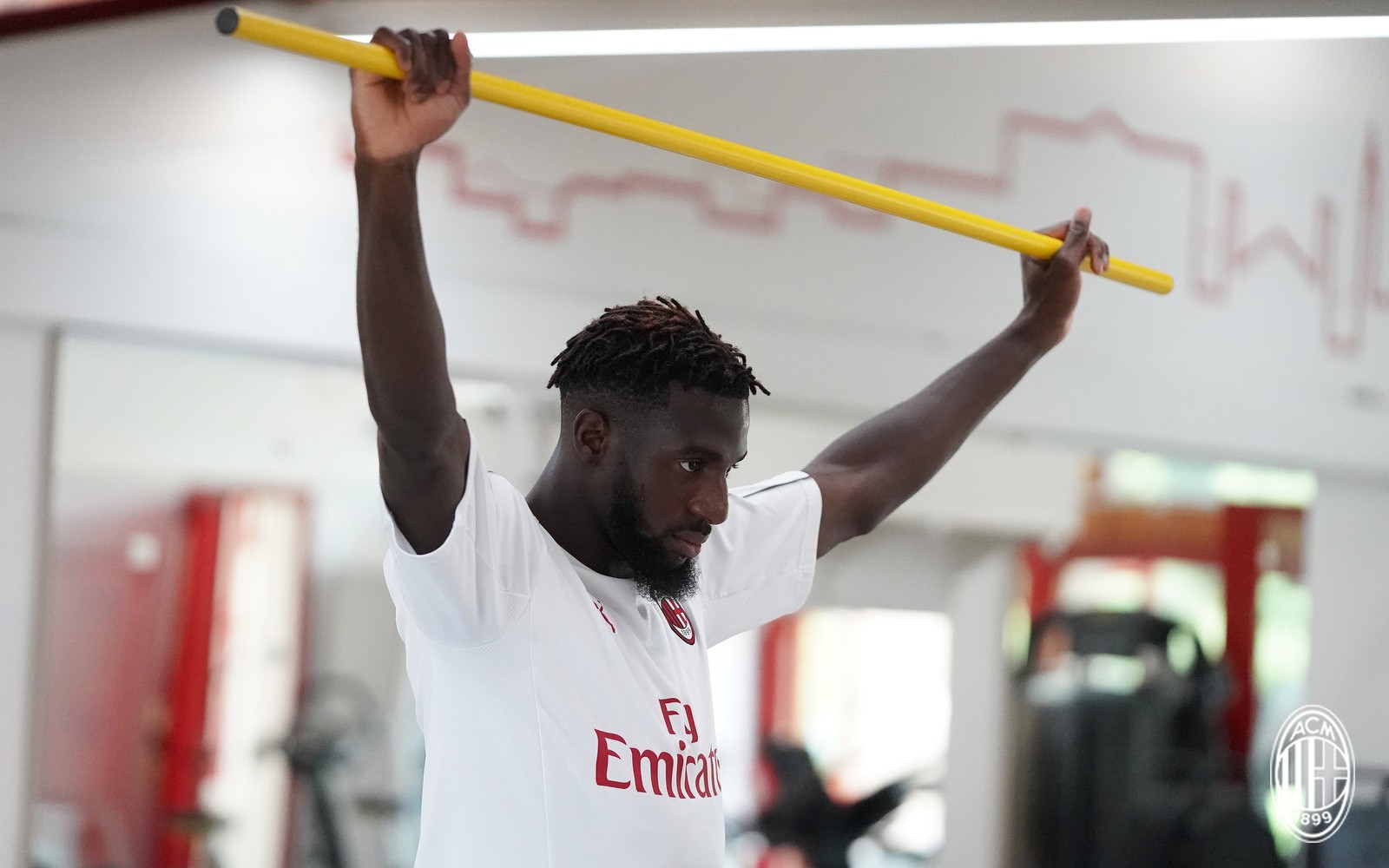 米兰中场补强,悍将巴卡约科强势加盟