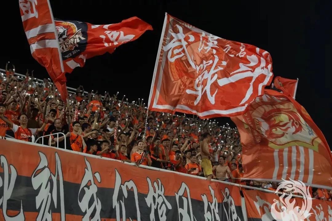 繁星点点,照亮武汉卓尔冲超路!