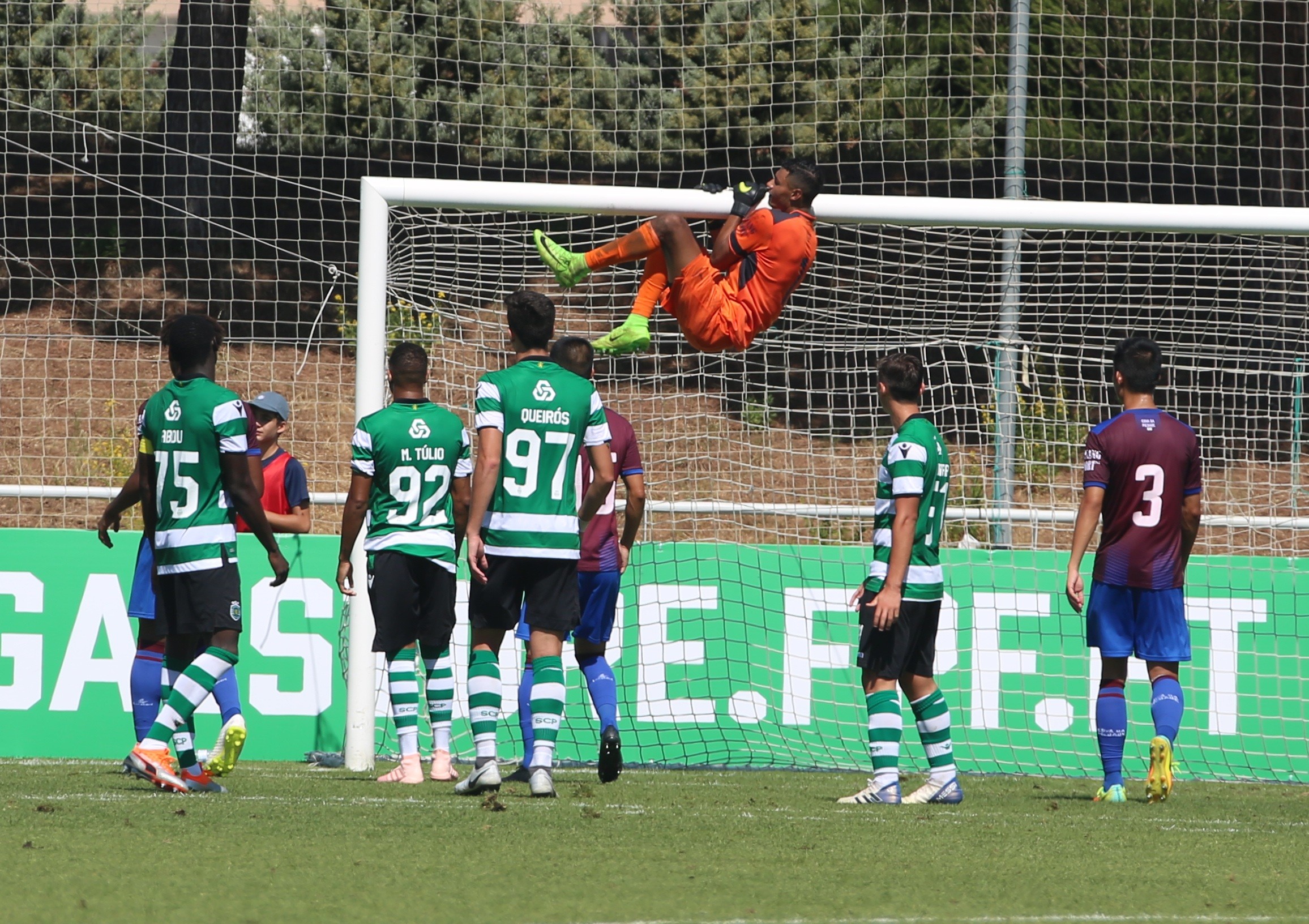 葡U23联赛第6轮-中国长城坚不可摧,众志成城力