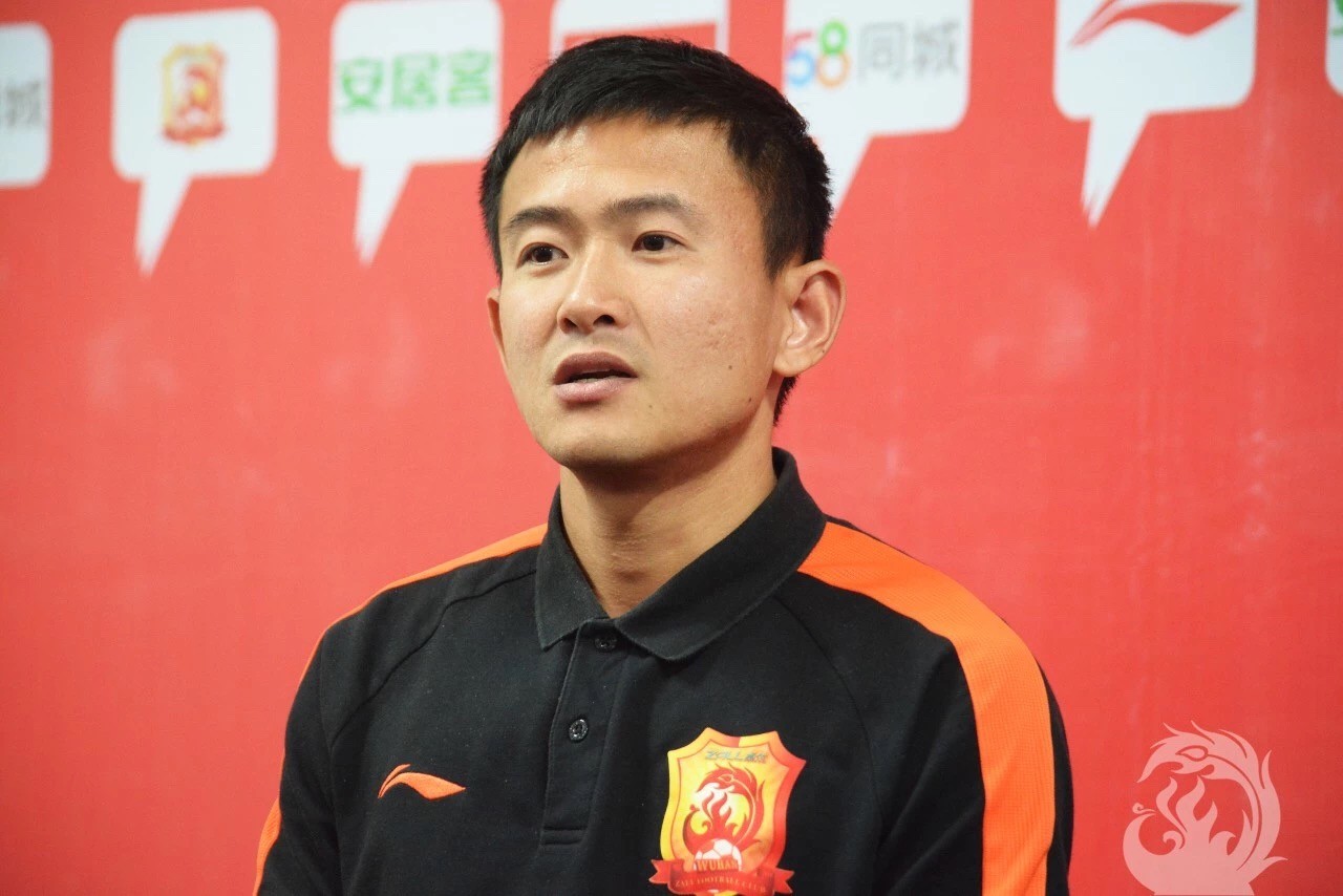 李铁:明天只是一场普通的联赛,希望队员全力以