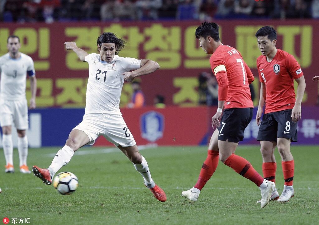 韩国2-1历史首胜乌拉圭孙兴慜失点郑又荣建功
