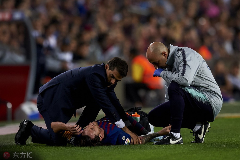 拉基蒂奇:梅西受伤后我们10打11踢了很久,以后换人要快一些