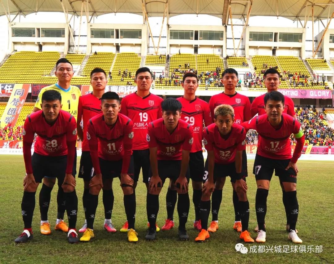 为什么许多球队对红色球衣情有独钟?