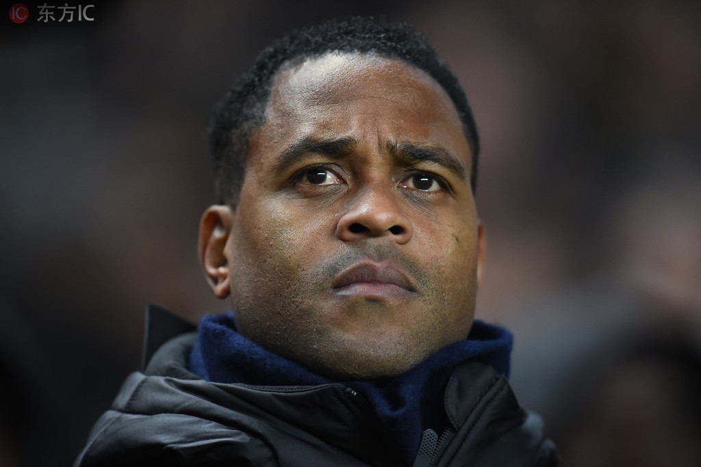 克鲁伊维特:去巴萨是很多人的梦,希望儿子在罗马好好踢