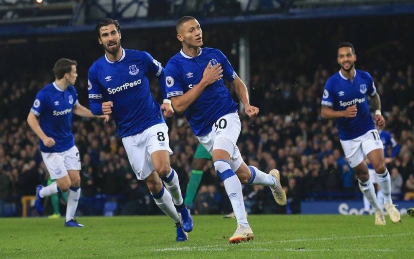 莱斯特排名_夜访吸血鬼莱斯特图片(2)