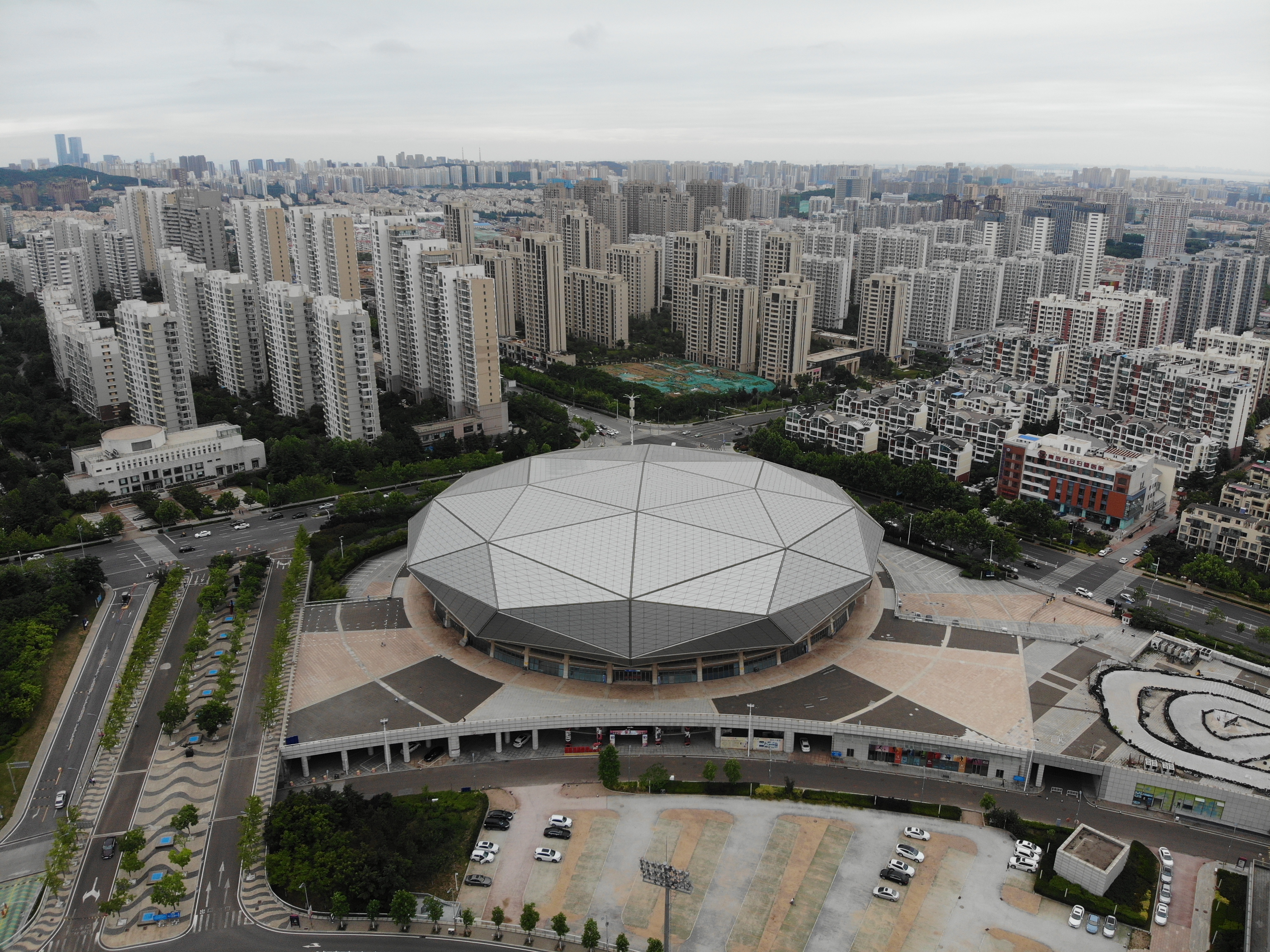 图集航拍承办cba复赛的青岛体育中心国信体育馆