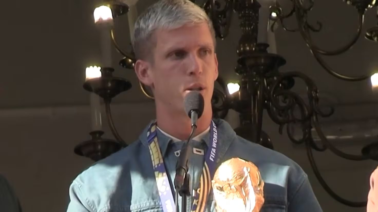 El mensaje de apoyo de Dani Olmo a Ceuta en su homenaje en Terrassa